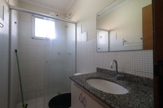 Banheiro de apartamento para alugar com 1 quarto, 31m² em Subsetor Sul - 3 (s-3), Ribeirão Preto