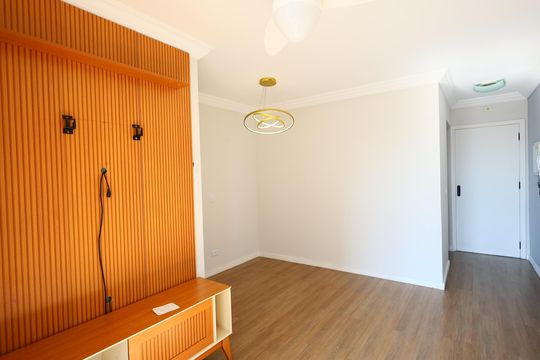 Sala de apartamento para alugar com 3 quartos, 64m² em Centro, Osasco
