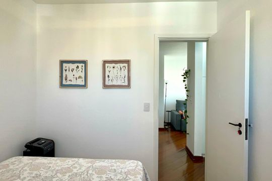 Quarto 1 de apartamento à venda com 2 quartos, 60m² em Pinheiros, São Paulo