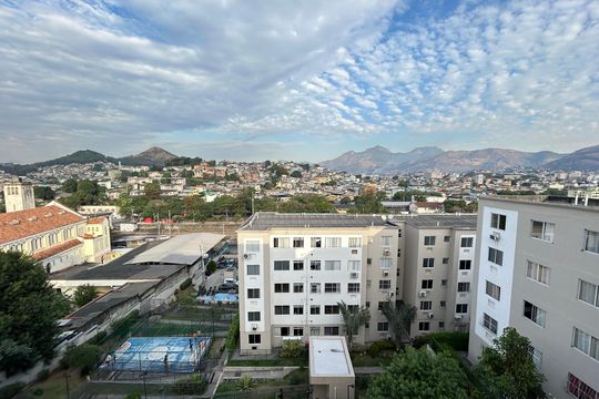 Vista da área de serviço de apartamento para alugar com 2 quartos, 40m² em Engenheiro Leal, Rio de Janeiro