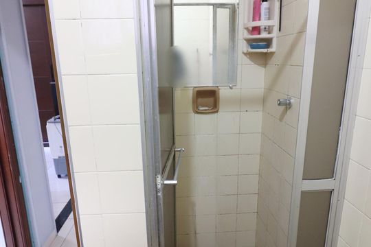 Banheiro Social de apartamento à venda com 2 quartos, 58m² em Santa Terezinha, São Bernardo do Campo