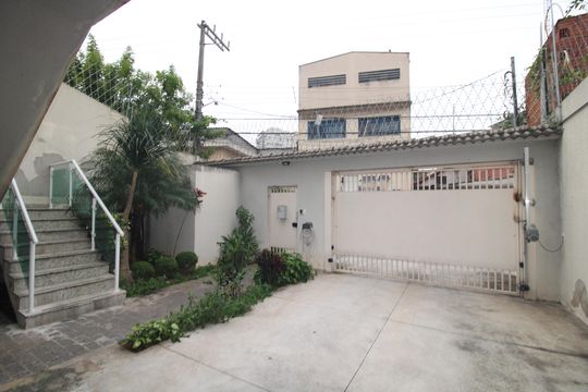 Garagem de casa de condomínio para alugar com 2 quartos, 79m² em Parada Inglesa, São Paulo