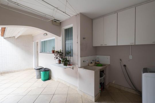 Área de Serviço de casa à venda com 5 quartos, 310m² em Jardim Leonor Mendes de Barros, São Paulo