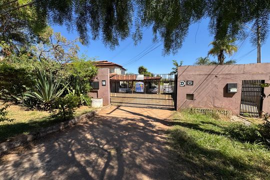 Fachada de apartamento para alugar com 2 quartos, 45m² em Colônia Agrícola Águas Claras, Brasília