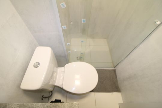 Banheiro de kitnet/studio à venda com 1 quarto, 34m² em Tucuruvi, São Paulo