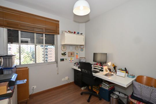 Quarto 2 de apartamento à venda com 4 quartos, 160m² em Vila Suzana, São Paulo