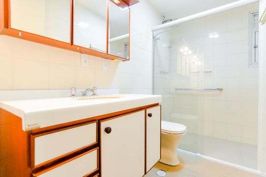 Banheiro Social de apartamento à venda com 3 quartos, 100m² em Jardim Barbosa, Guarulhos