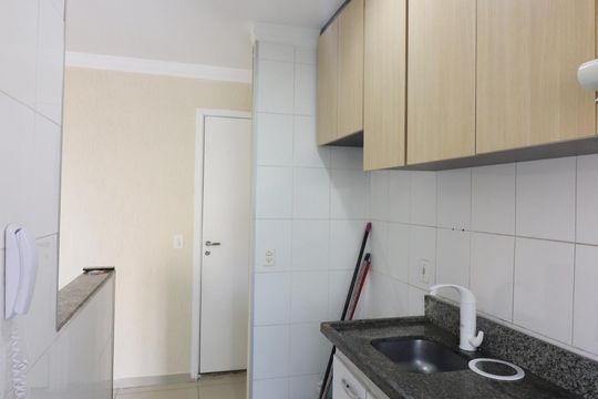 Cozinha  de apartamento para alugar com 2 quartos, 55m² em Jardim Iraja, São Bernardo do Campo