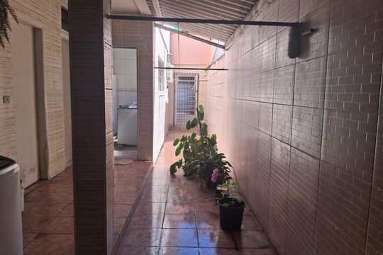 Área externa de casa à venda com 3 quartos, 146m² em Vila Jordanopolis, São Bernardo do Campo