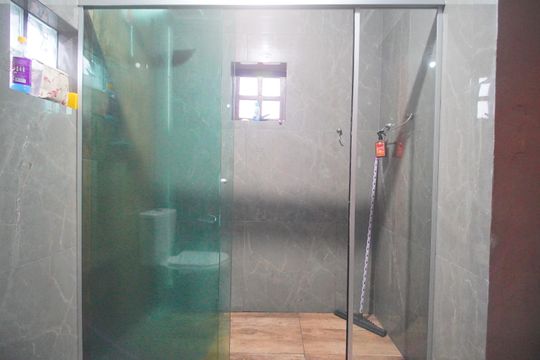 Banheiro da Suíte 2 de casa à venda com 2 quartos, 200m² em Santos Dumont, São Leopoldo