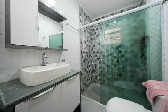 Banheiro de casa para alugar com 1 quarto, 85m² em Jardim Danfer, São Paulo