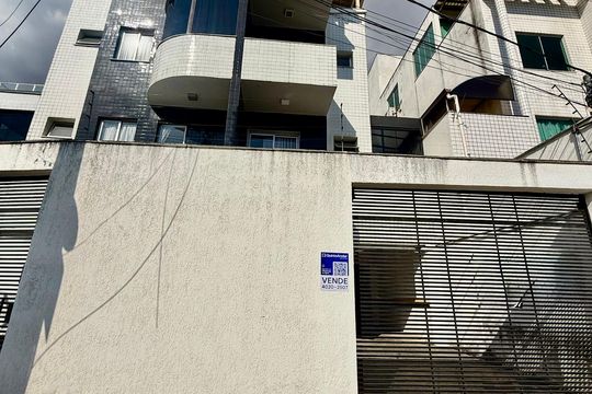 Fachada de apartamento à venda com 3 quartos, 77m² em Europa, Contagem