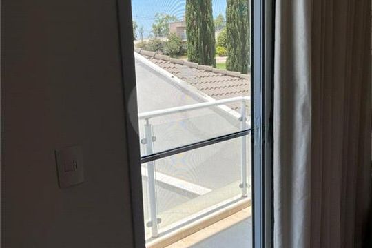 Casa à venda com 3 quartos, 238m² em Jardim Residencial Alto de Itaici, Indaiatuba