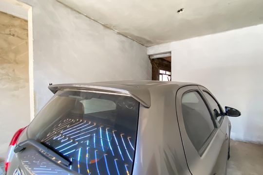 Garagem  de casa à venda com 2 quartos, 276m² em Parque Cisper, São Paulo