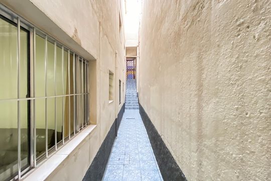 Corredor  de casa à venda com 2 quartos, 276m² em Parque Cisper, São Paulo