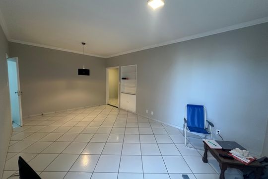 Sala de apartamento para alugar com 3 quartos, 105m² em Itararé, São Vicente