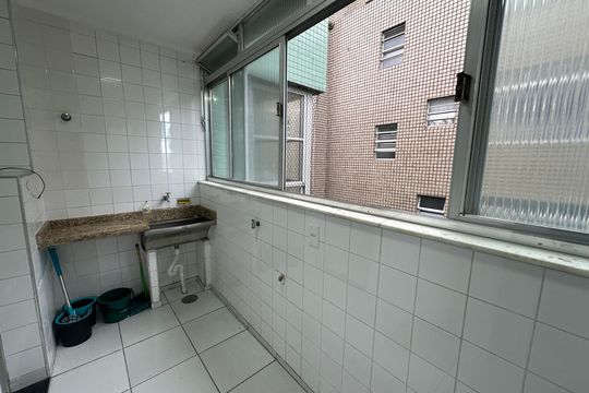 Área de Serviço de apartamento para alugar com 3 quartos, 105m² em Itararé, São Vicente