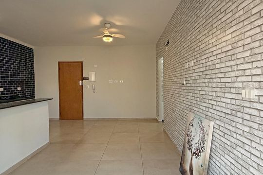 Sala de apartamento para alugar com 1 quarto, 54m² em Macuco, Santos