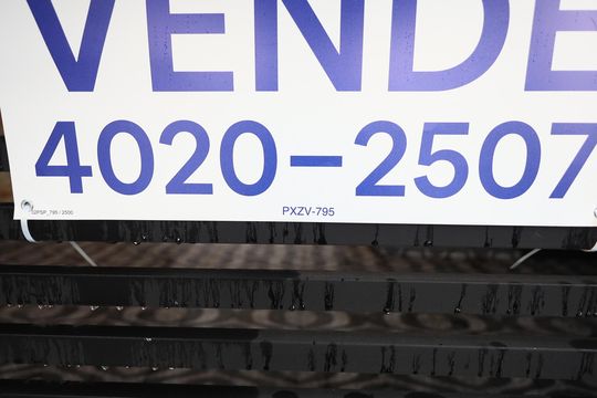 Placa  de casa à venda com 3 quartos, 150m² em Parque Continental, São Paulo