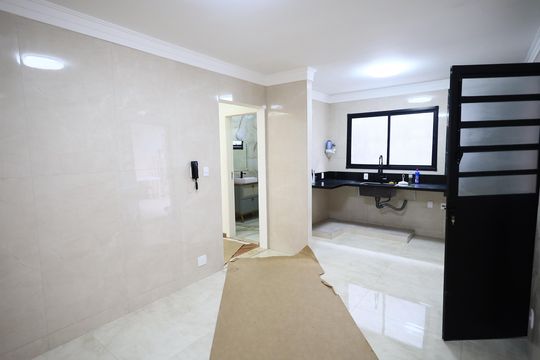 Cozinha de casa à venda com 3 quartos, 150m² em Parque Continental, São Paulo