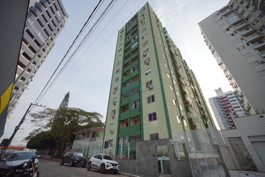 Fachada de apartamento para alugar com 3 quartos, 80m² em Campinas, São José