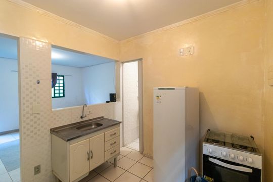 Cozinha de casa para alugar com 1 quarto, 45m² em Cidade Universitária, Campinas