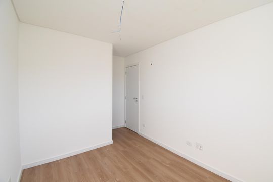 Suíte de apartamento à venda com 2 quartos, 56m² em Santo Inácio, Curitiba