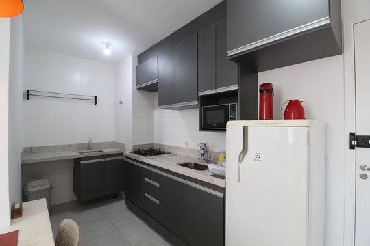 Cozinha de apartamento para alugar com 2 quartos, 35m² em Jardim Mirante, São Paulo