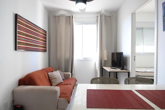 Sala de apartamento para alugar com 2 quartos, 35m² em Jardim Mirante, São Paulo