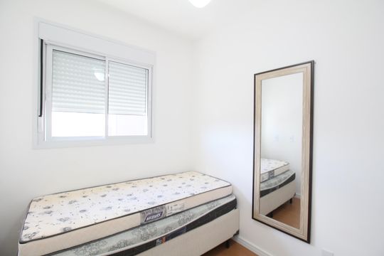 Quarto 2 de apartamento para alugar com 2 quartos, 35m² em Jardim Mirante, São Paulo