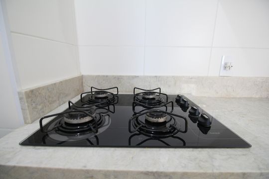 Cozinha de apartamento para alugar com 2 quartos, 35m² em Jardim Mirante, São Paulo
