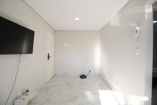 Apartamento para alugar com 2 quartos, 40m² em Jardim Kuabara, Taboão da Serra