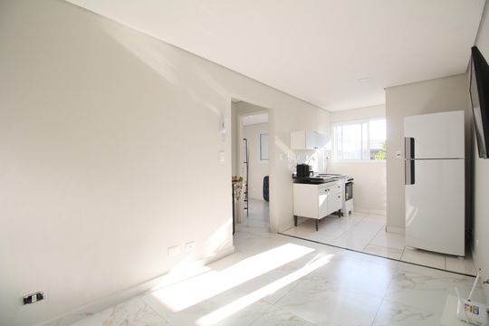 Sala de apartamento para alugar com 2 quartos, 40m² em Jardim Kuabara, Taboão da Serra