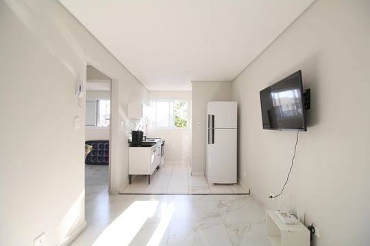 Sala de apartamento para alugar com 2 quartos, 40m² em Jardim Kuabara, Taboão da Serra