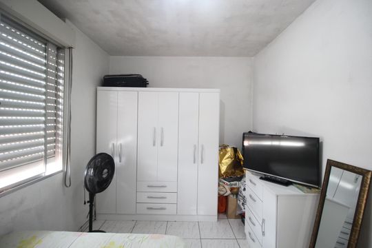 Quarto  de apartamento para alugar com 1 quarto, 44m² em Morro Santana, Porto Alegre