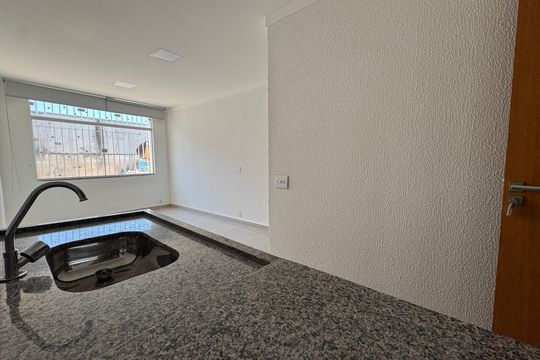 Cozinha de kitnet/studio para alugar com 1 quarto, 25m² em Centro, Osasco
