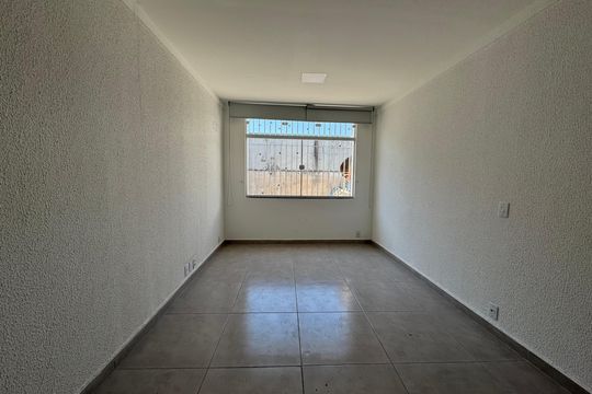 Quarto de kitnet/studio para alugar com 1 quarto, 25m² em Centro, Osasco
