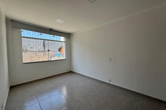 Quarto de kitnet/studio para alugar com 1 quarto, 25m² em Centro, Osasco
