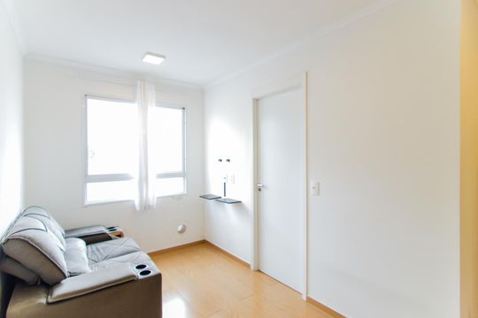 Apartamento para alugar com 2 quartos, 36m² em Vila das Bandeiras, Guarulhos