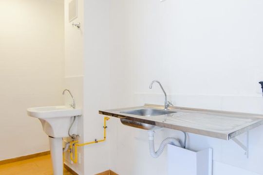 Cozinha de apartamento para alugar com 2 quartos, 36m² em Vila das Bandeiras, Guarulhos