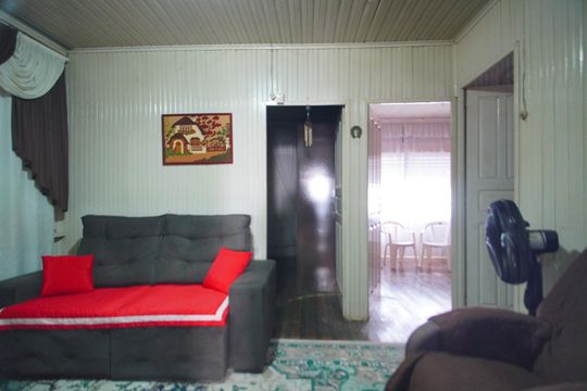 Sala de Estar de casa à venda com 3 quartos, 93m² em Vila Ipiranga, Porto Alegre