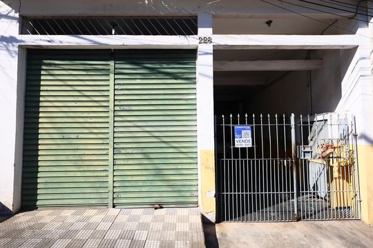 Fachada de casa à venda com 7 quartos, 483m² em Novo Osasco, Osasco