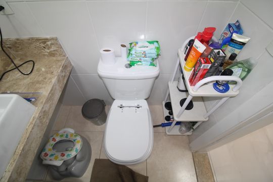 Banheiro 2 de apartamento para alugar com 2 quartos, 63m² em Parque Sao Domingos, São Paulo