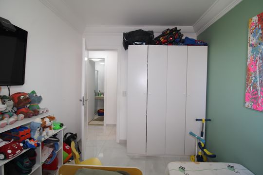 Quarto 1 de apartamento para alugar com 2 quartos, 63m² em Parque Sao Domingos, São Paulo