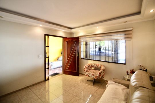 Sala de casa à venda com 3 quartos, 275m² em Jardim Brasilia, São Paulo