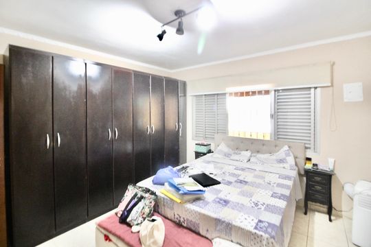 Suíte 1 de casa à venda com 3 quartos, 275m² em Jardim Brasilia, São Paulo