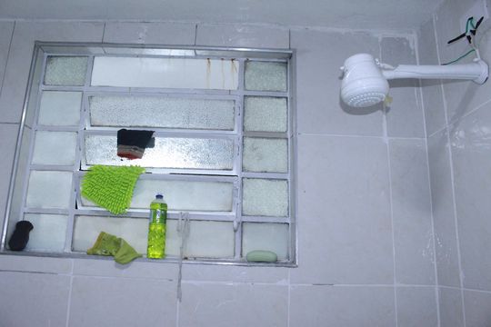 Banheiro social de apartamento à venda com 2 quartos, 93m² em Santa Ifigênia, São Paulo