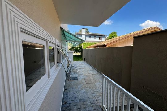Varanda de casa de condomínio à venda com 4 quartos, 410m² em Morada dos Pássaros, Barueri