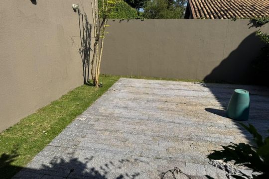 Área externa de casa de condomínio à venda com 4 quartos, 410m² em Morada dos Pássaros, Barueri