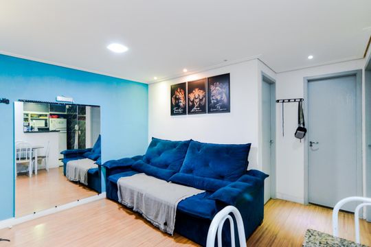 Sala de apartamento à venda com 2 quartos, 45m² em Jardim Ansalca, Guarulhos